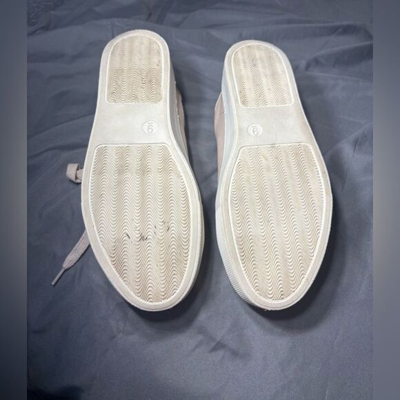Universal Thread Rose Gold Beige Sneakers Size 9 EPC - Picture 8 of 9